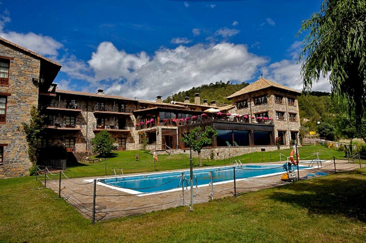לבוארדה Hotel & Spa Pena Montanesa מראה חיצוני תמונה